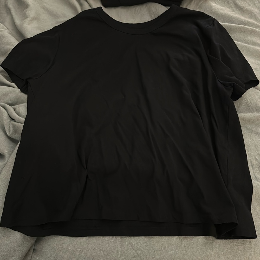 Women’s Black T-shirt